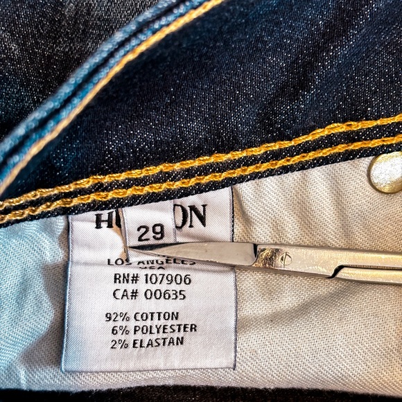 Hudson Crowley Mid Thigh Cuffed Shorts Flap Pockets Dark Wash Size 29 - Picture 6 of 10